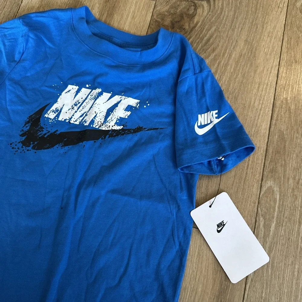 Nike Boys THE‎ NIKE TEE Graphic Logo SS Blue Size XS (4) Sports School NEW